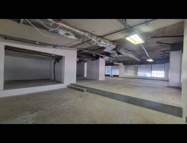 336M² RETAIL TO LET IN CAPE TOWN CITY CENTRE